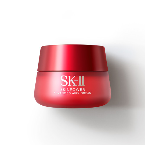 SKINPOWER Advanced Airy Cream from SK-II melts into skin to reduce fine lines & signs of aging. Perfect for oily skin