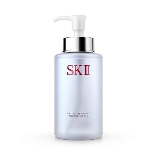 Our facial treatment oil cleanser deeply cleans your face pores and removes stubborn makeup, mascara or sunscreen
