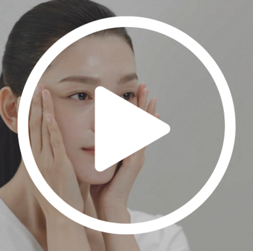 SKINPOWER Advanced Airy Cream from SK-II melts into skin to reduce fine lines & signs of aging. Perfect for oily skin slide4